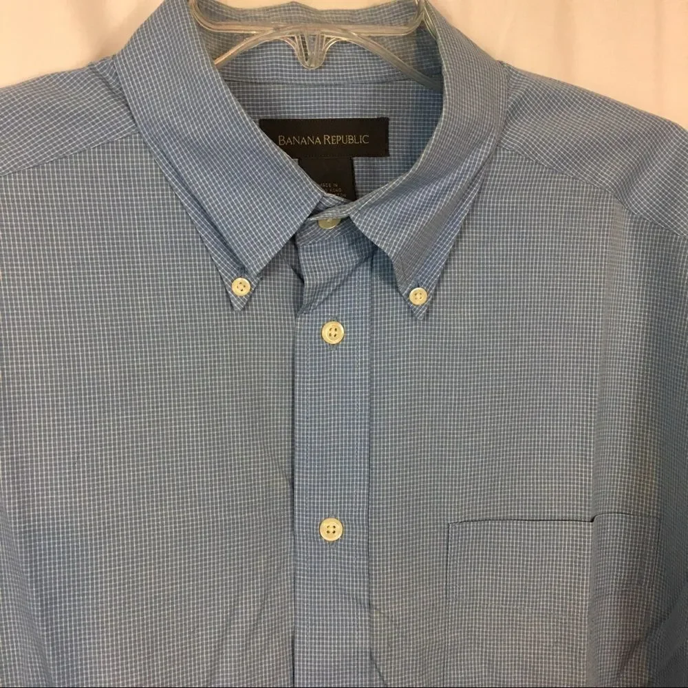 Banana republic long sleeve button down shirt L